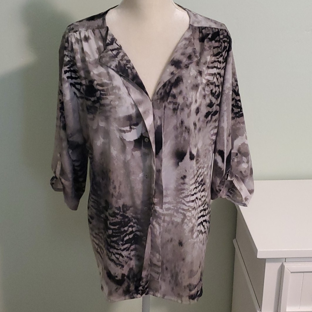 Covington 3/4 Roll Tab Sleeve Blouse, Size 2X